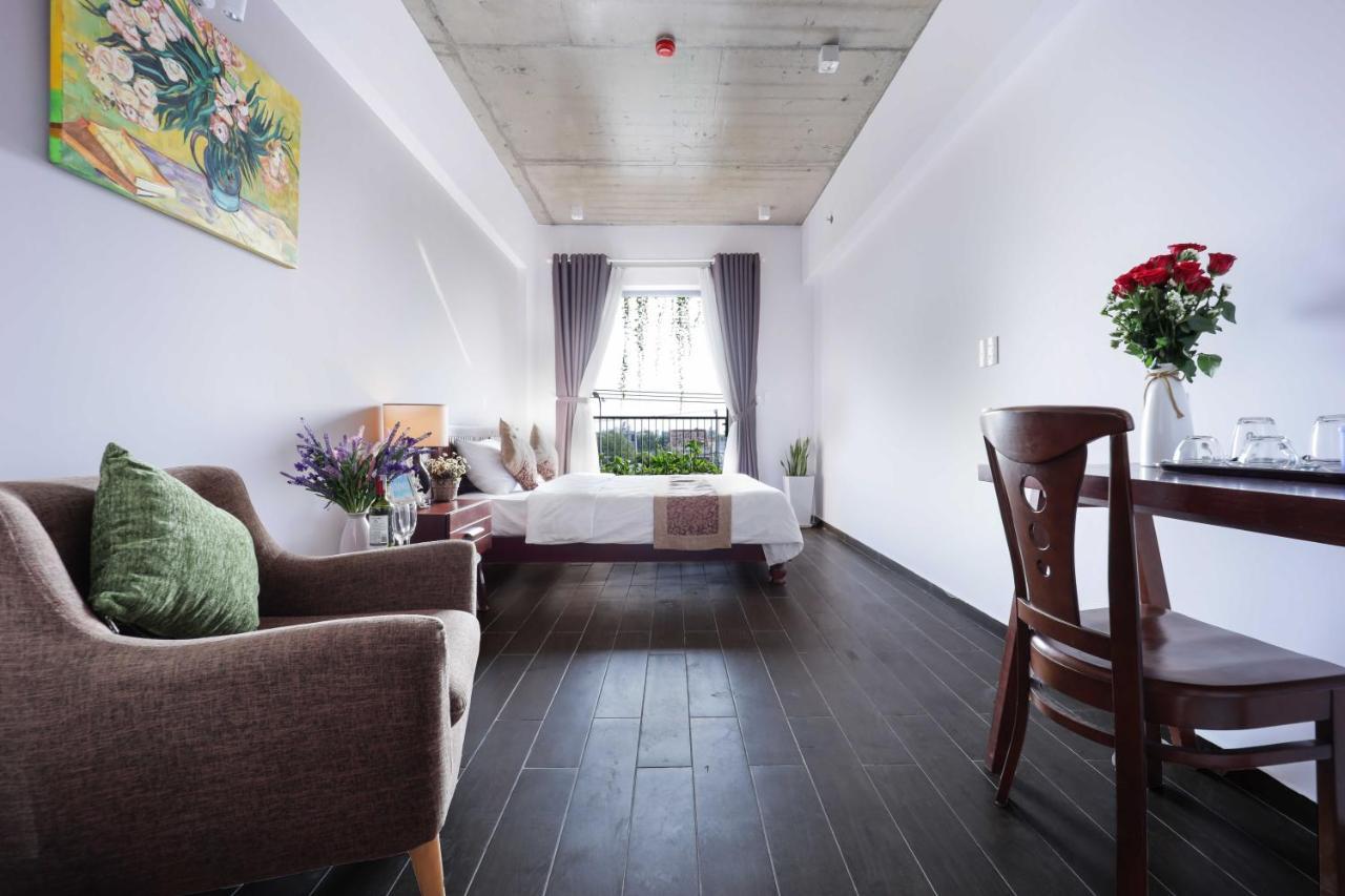 The Shine Hotel & Apartment Da Nang Exterior photo